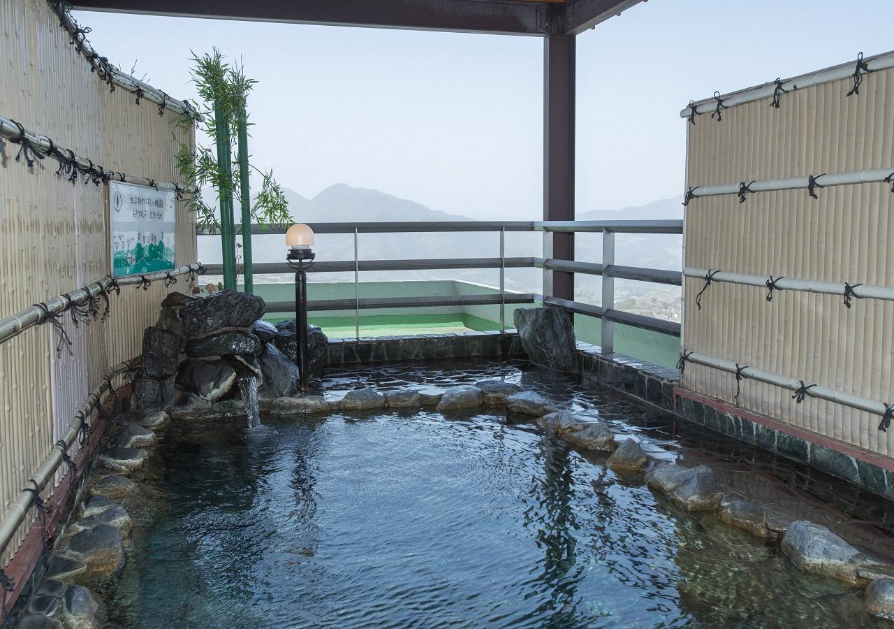 Отель Ikaho Onsen Todoroki Shibukawa Экстерьер фото